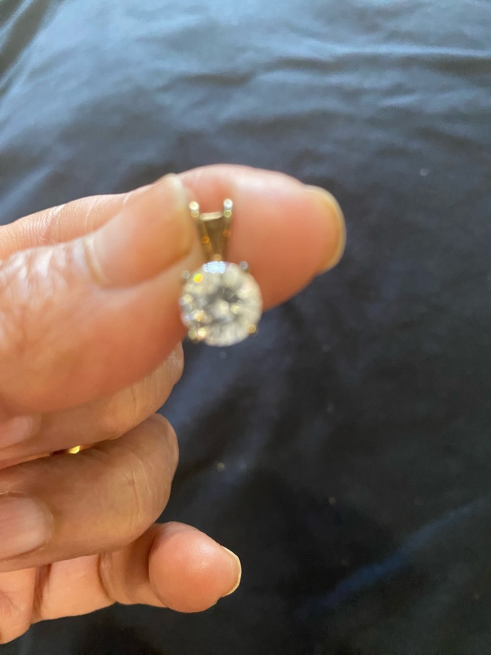 Classic Clear Stone Pendant Necklace in Gold Tone